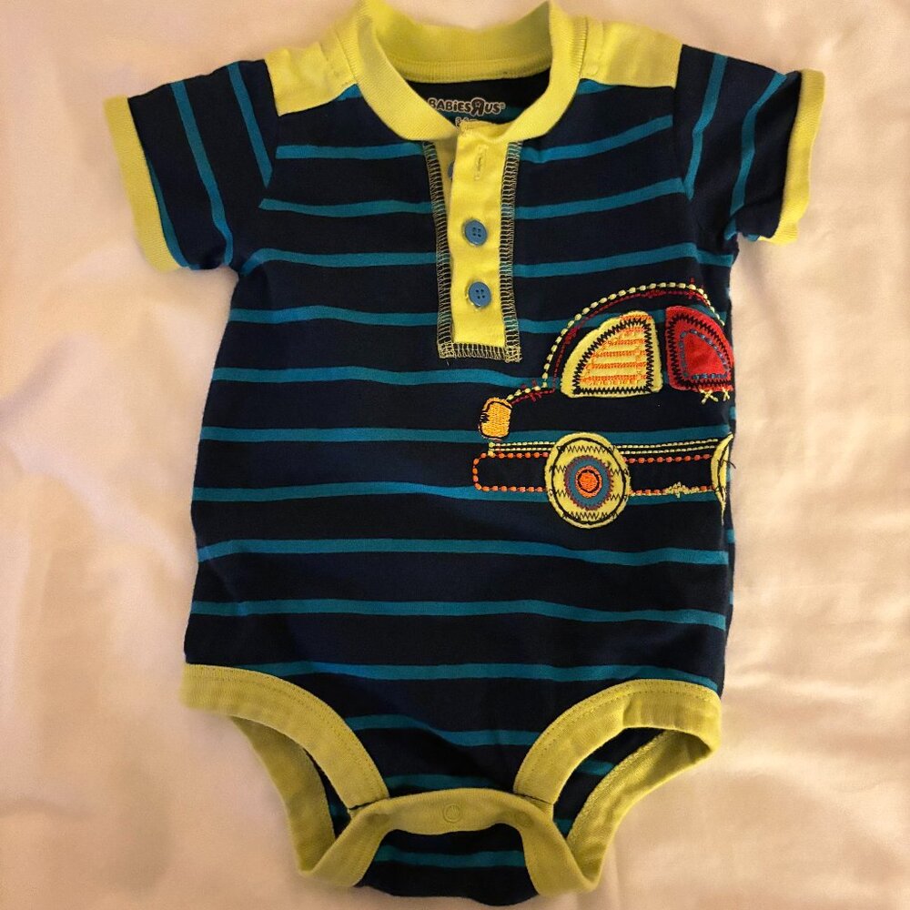 NWOT Babies R Us 3-6 months boys short sleeve striped onesie w/ embroidered car